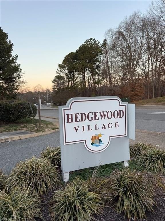 471 Lees Mill Drive - Photo 2 of 18