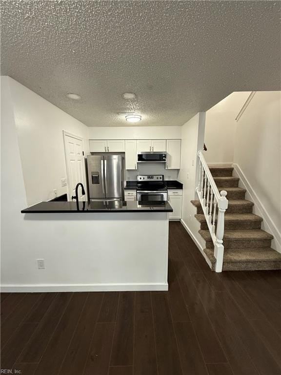 471 Lees Mill Drive - Photo 6 of 18