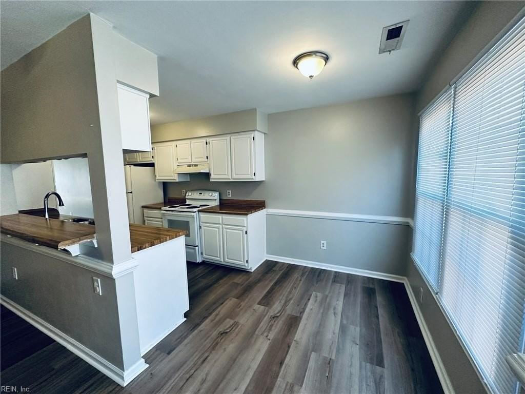 228 Windbrooke Lane - Photo 7 of 24