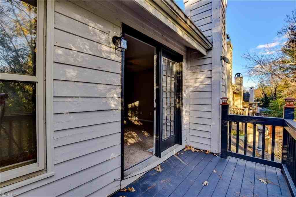 740 South Lake Circle - Photo 3 of 21