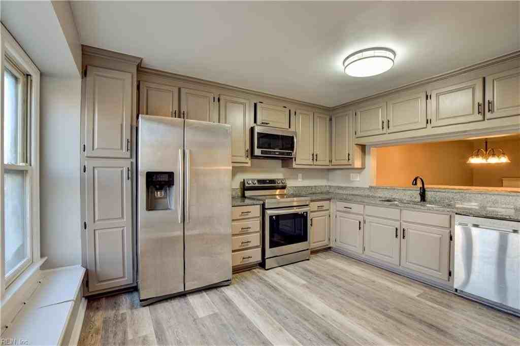 740 South Lake Circle - Photo 6 of 21