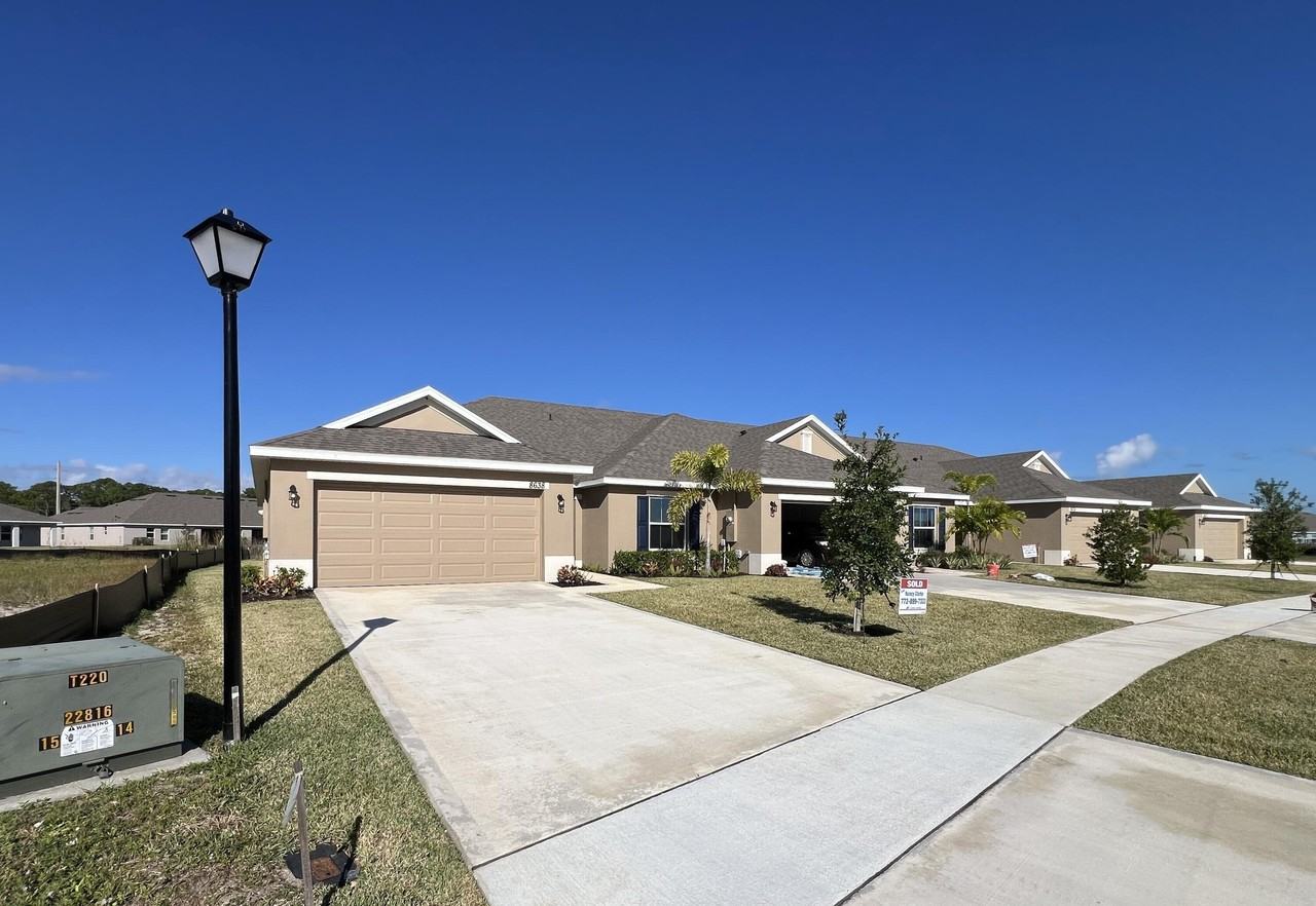 8638 Giovanni Ave - Photo 3 of 50