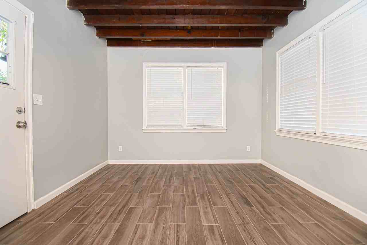 317 Northeast 13th Avenue #3 - Photo 7 of 13