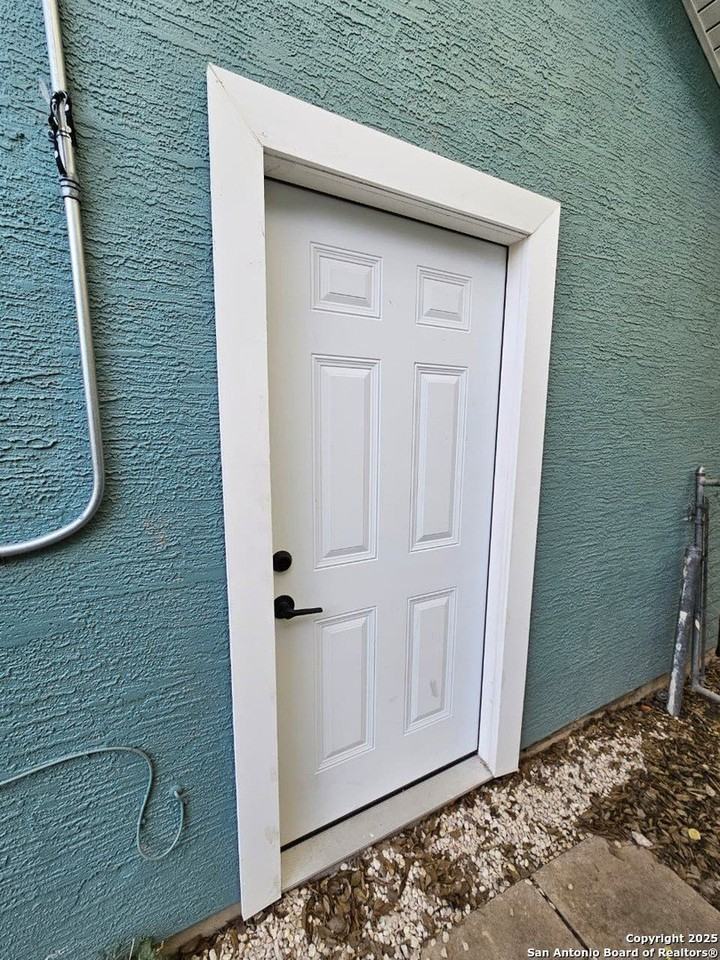 12014 El Sendero St Unit B #B - Photo 4 of 5