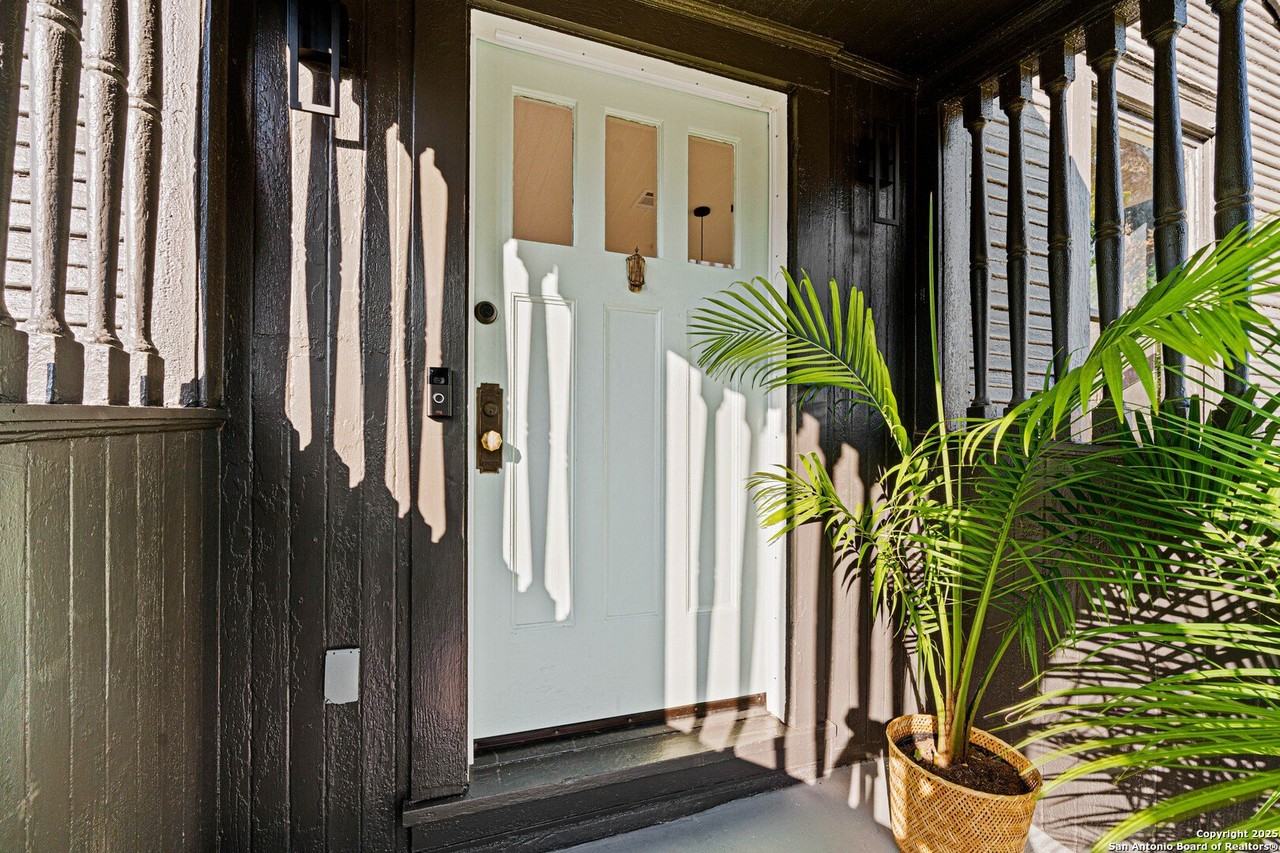 540 Adams Street - Photo 6 of 19