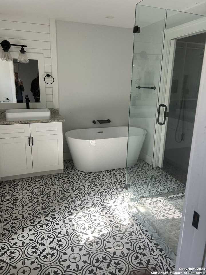 136 Phil Wilson - Photo 6 of 7