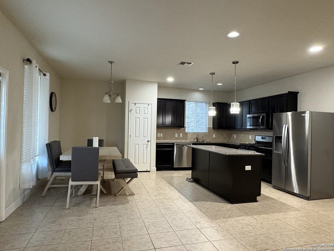 1422 Kedros - Photo 5 of 13