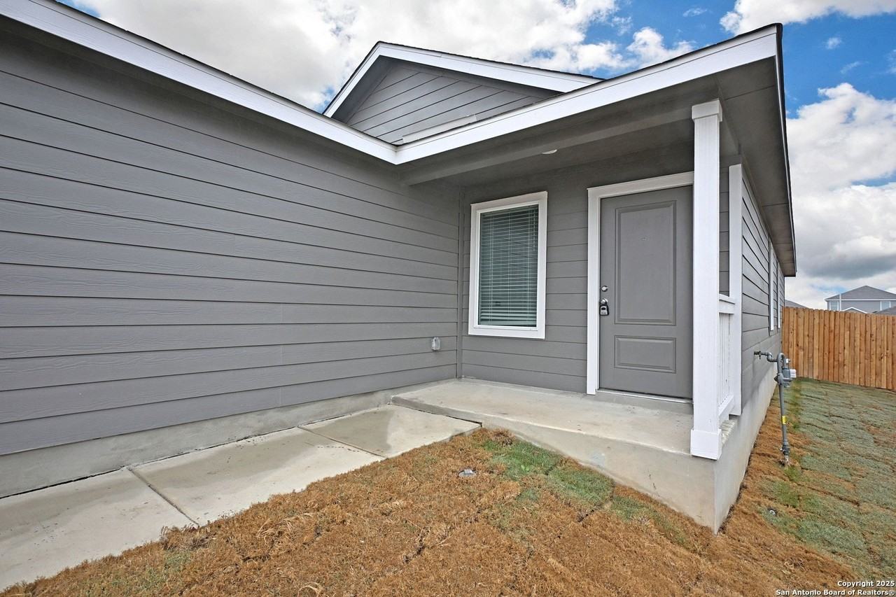 350 Kayden Court - Photo 2 of 24