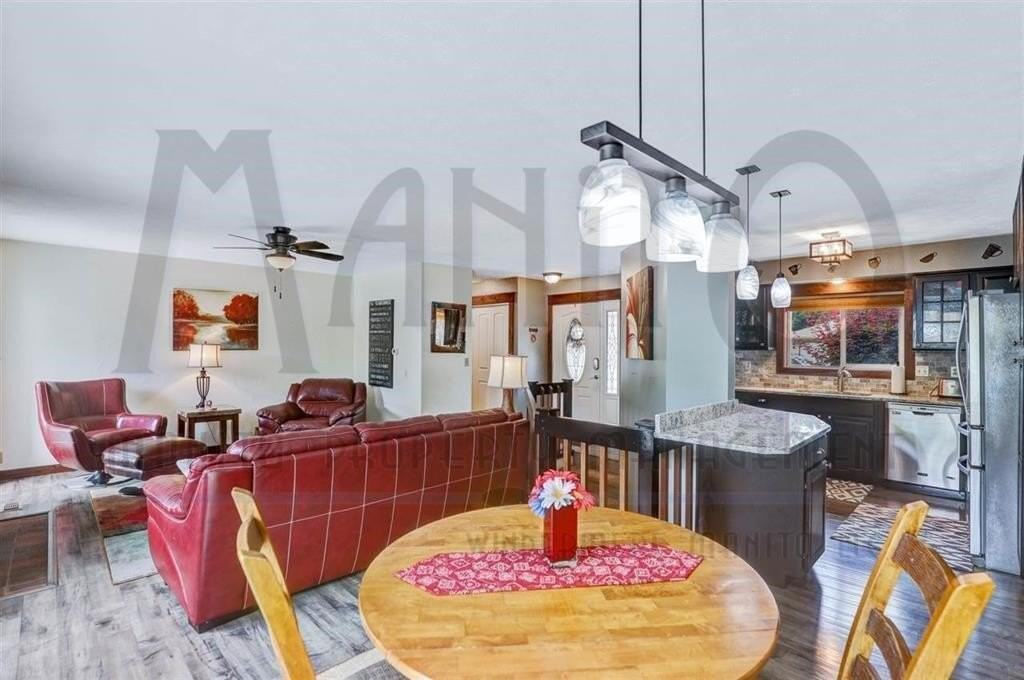 2907 East 61st Court - Photo 7 of 36