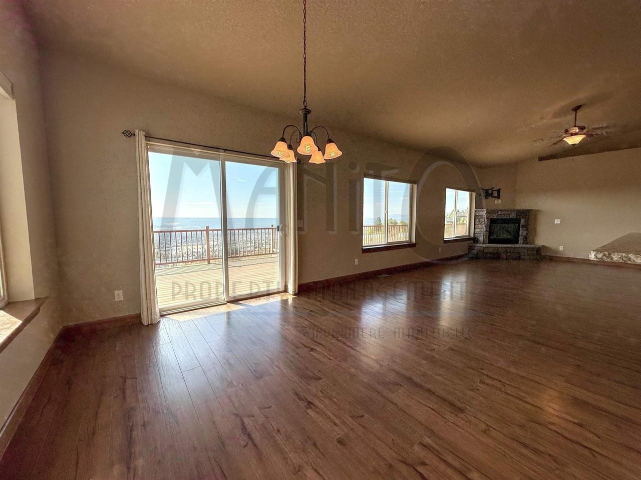 8607 North Upper Mayes Lane - Photo 6 of 39