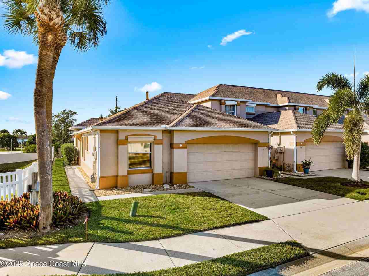 44 Sorrento Court - Photo 4 of 33