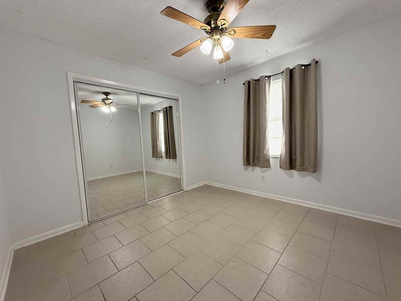 3642 Rosewood St #B - Photo 3 of 13