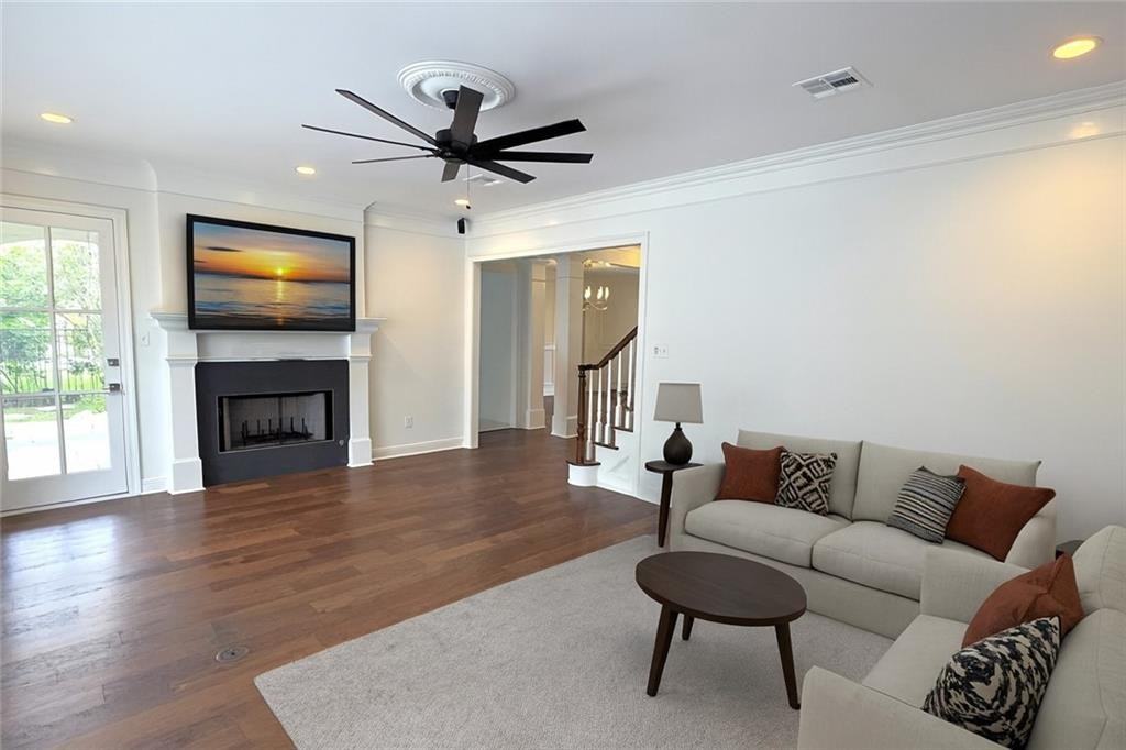 16 English Turn Court - Photo 5 of 32