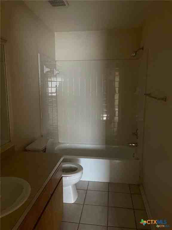 2712 Vernice Loop Apt C #C - Photo 5 of 24