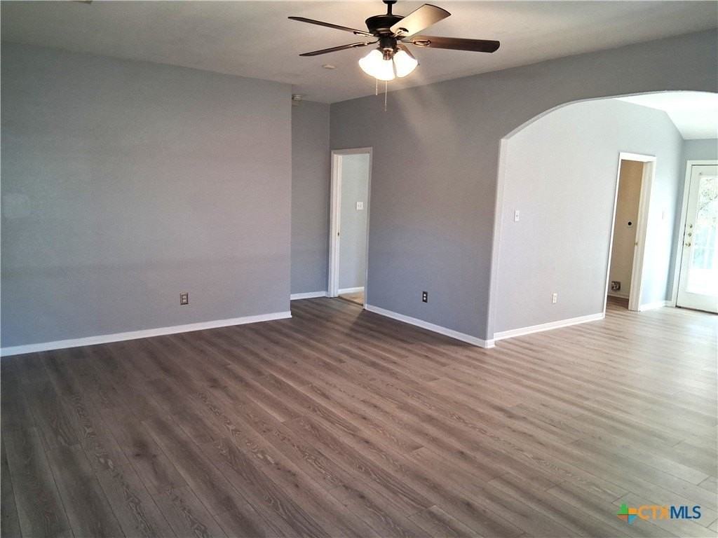 5605 Bald Ridge Ct - Photo 6 of 17