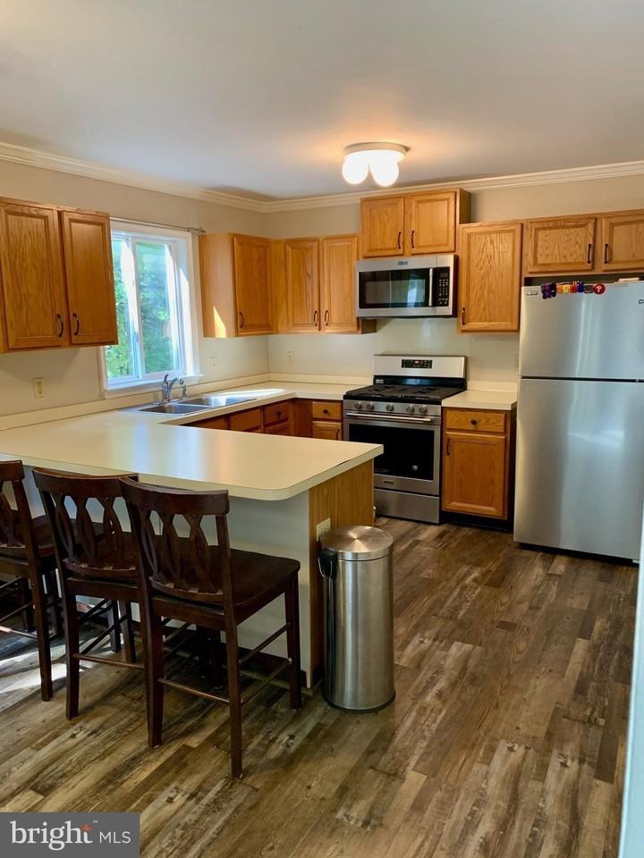 121 Register Drive - Photo 3 of 21