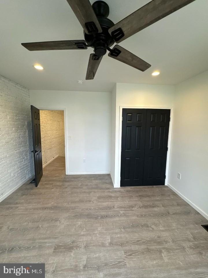 2142 Penrose Avenue - Photo 7 of 17