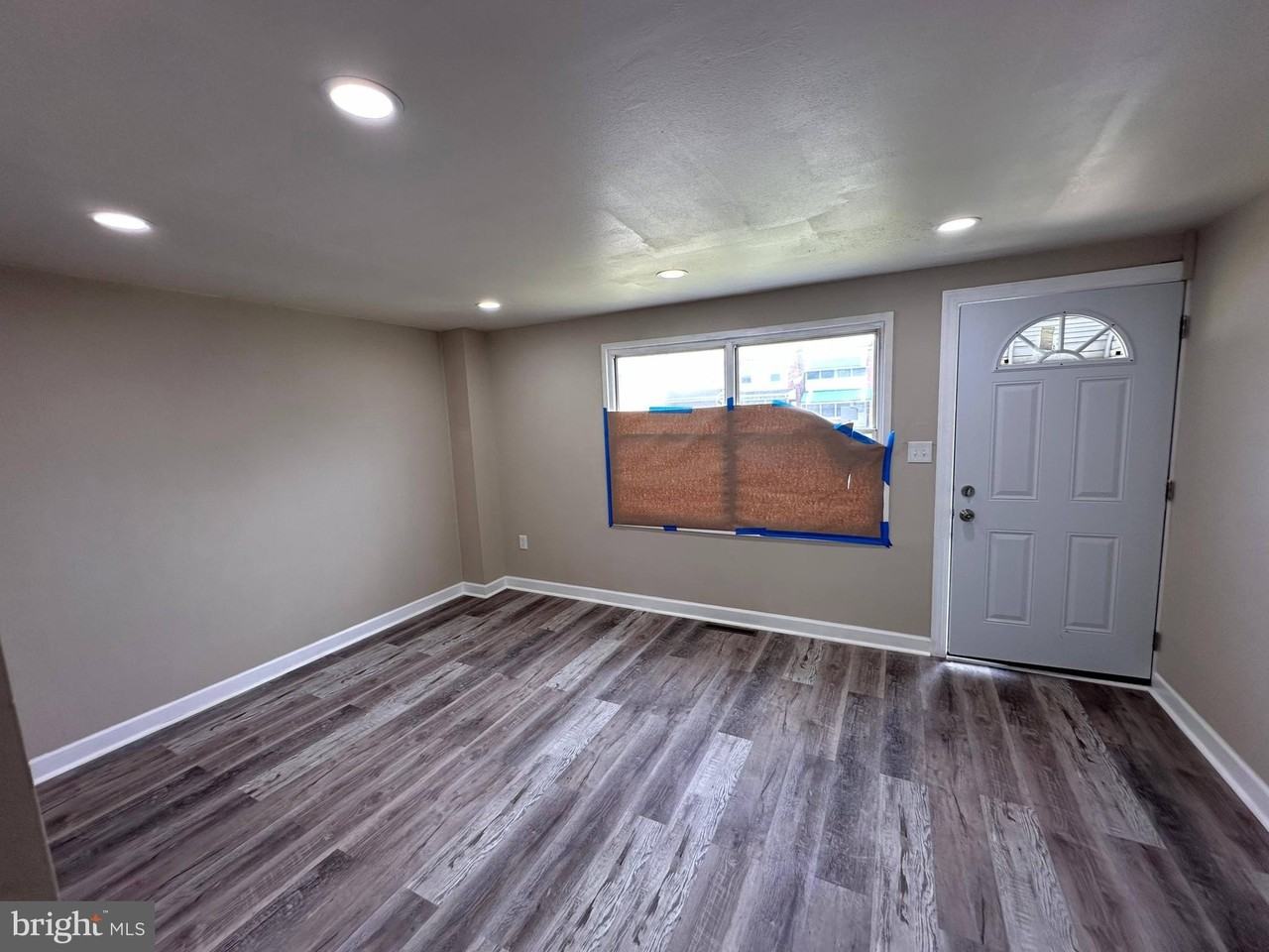 8039 Gough Street - Photo 4 of 17