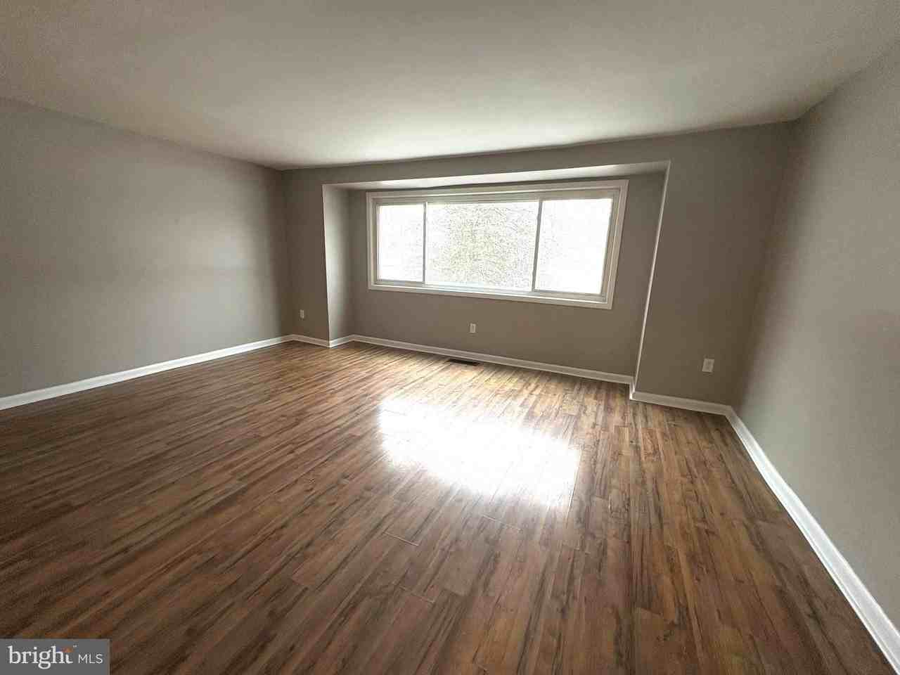 9432 Merryrest Road - Photo 2 of 27