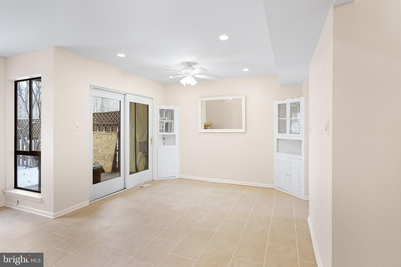 18531 Split Rock Lane - Photo 7 of 44