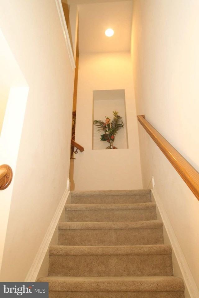 623 Hurdle Mill Place - Photo 4 of 30