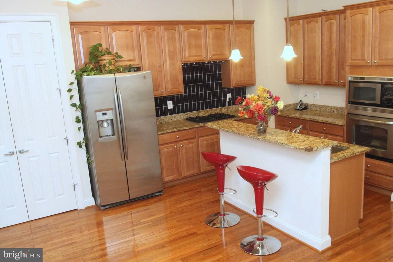 623 Hurdle Mill Place - Photo 7 of 30