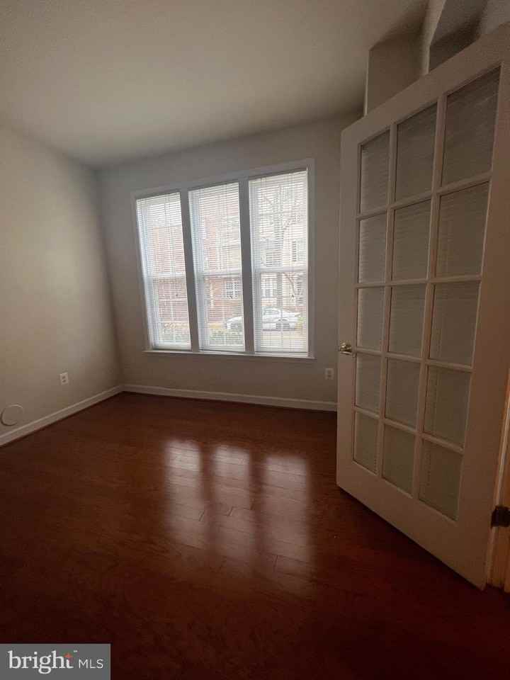 604 Ridgemont Ave - Photo 6 of 45