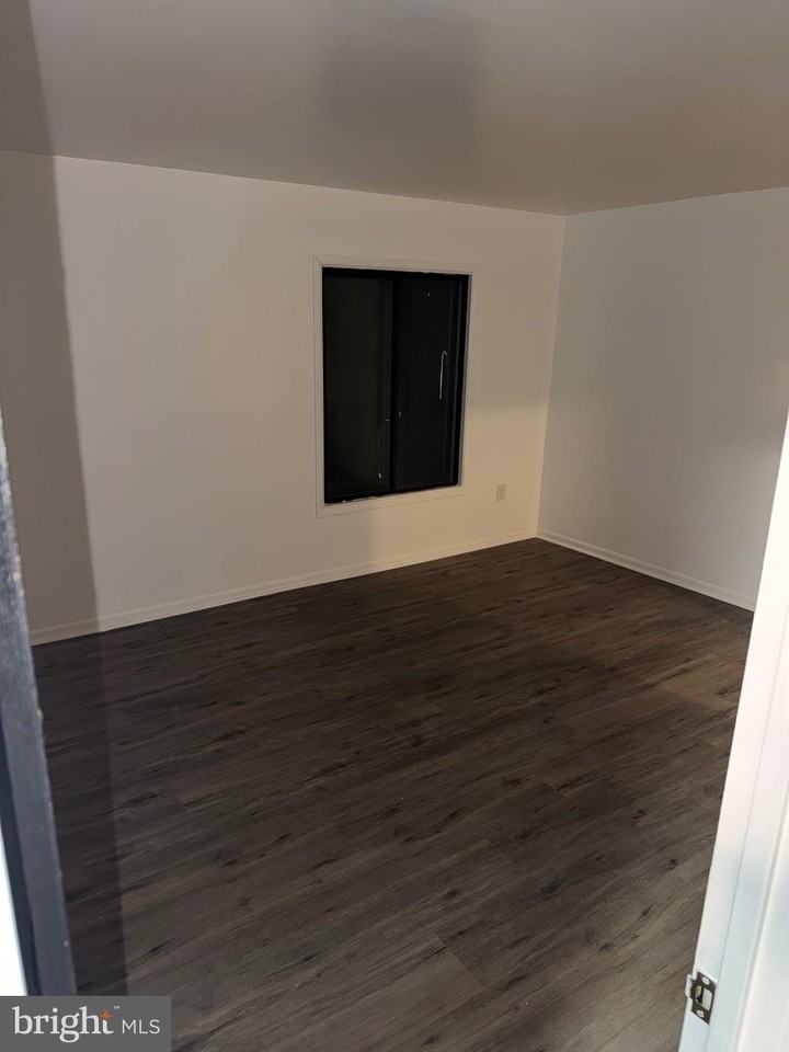 6982 Hanover Pkwy Apt 203 #203 - Photo 6 of 12