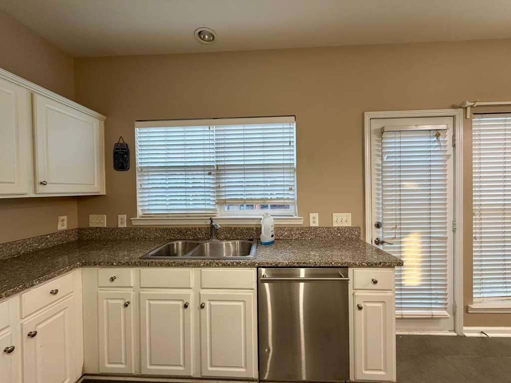 12143 Humboldt Drive #1 - Photo 6 of 27