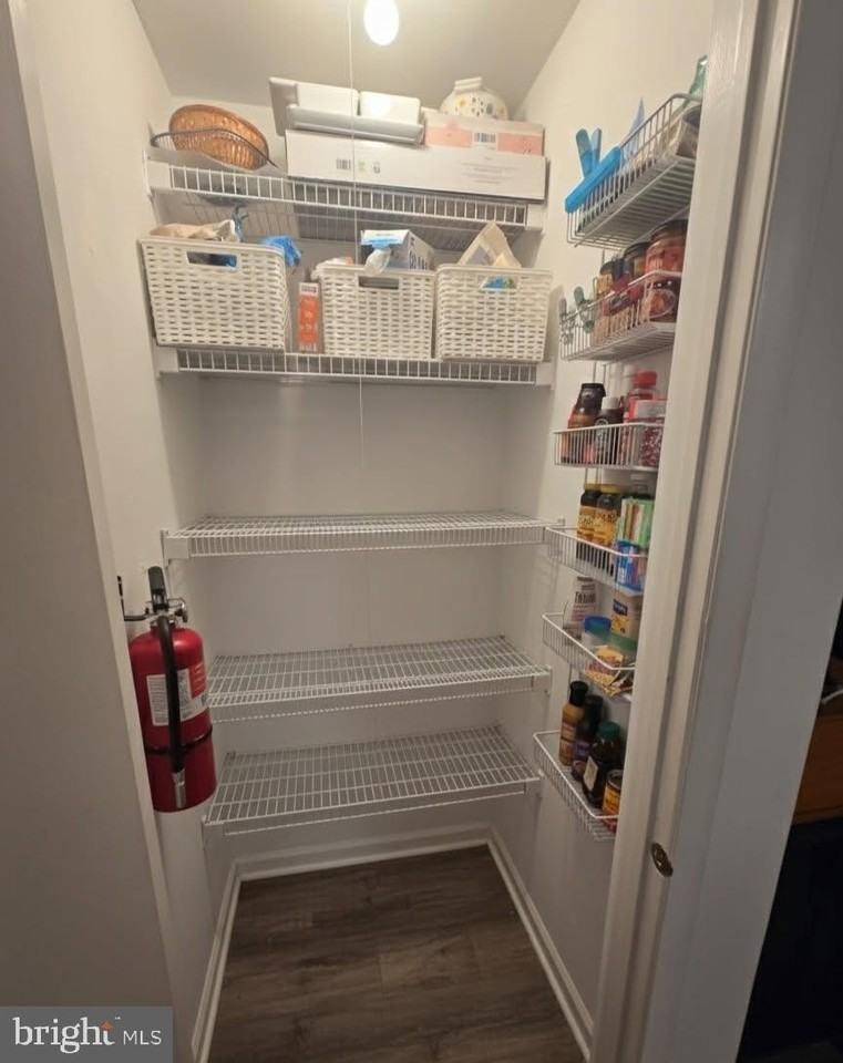 407 Harrier Row - Photo 4 of 13