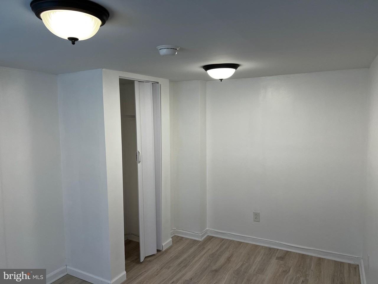 484 Harrison Avenue - Photo 5 of 14