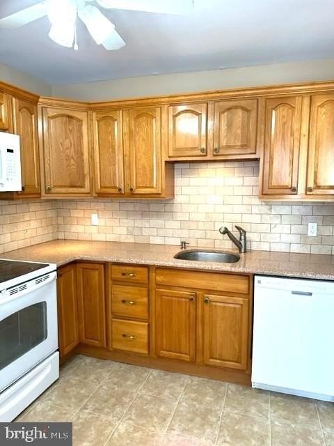 e12 Avon Drive West - Photo 6 of 25