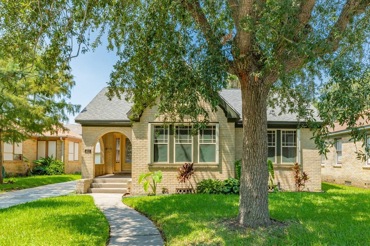 4910 Wharton Drive - Photo 2 of 25