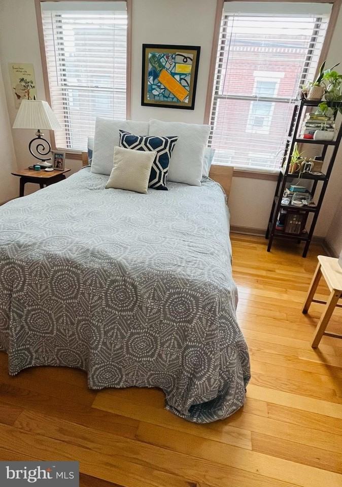 811 Earp St - Photo 6 of 29