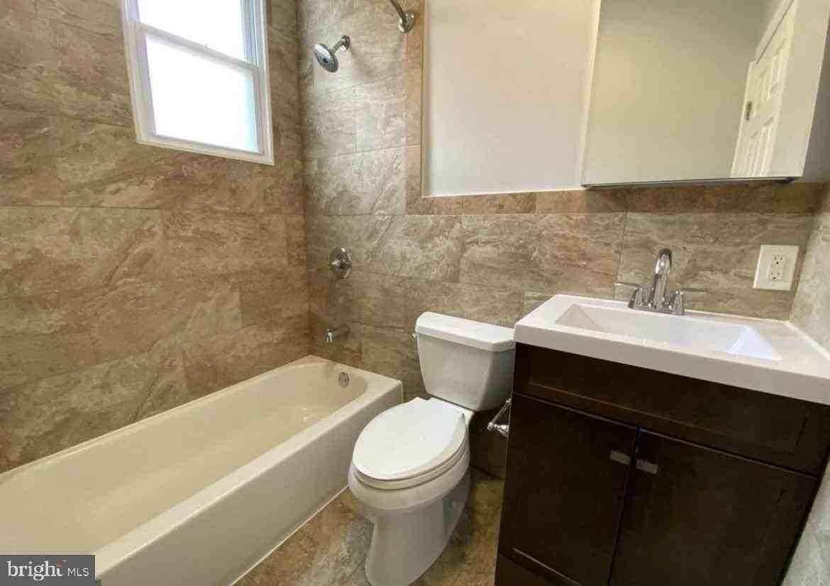 1246 South Bonsall Street - Photo 4 of 10