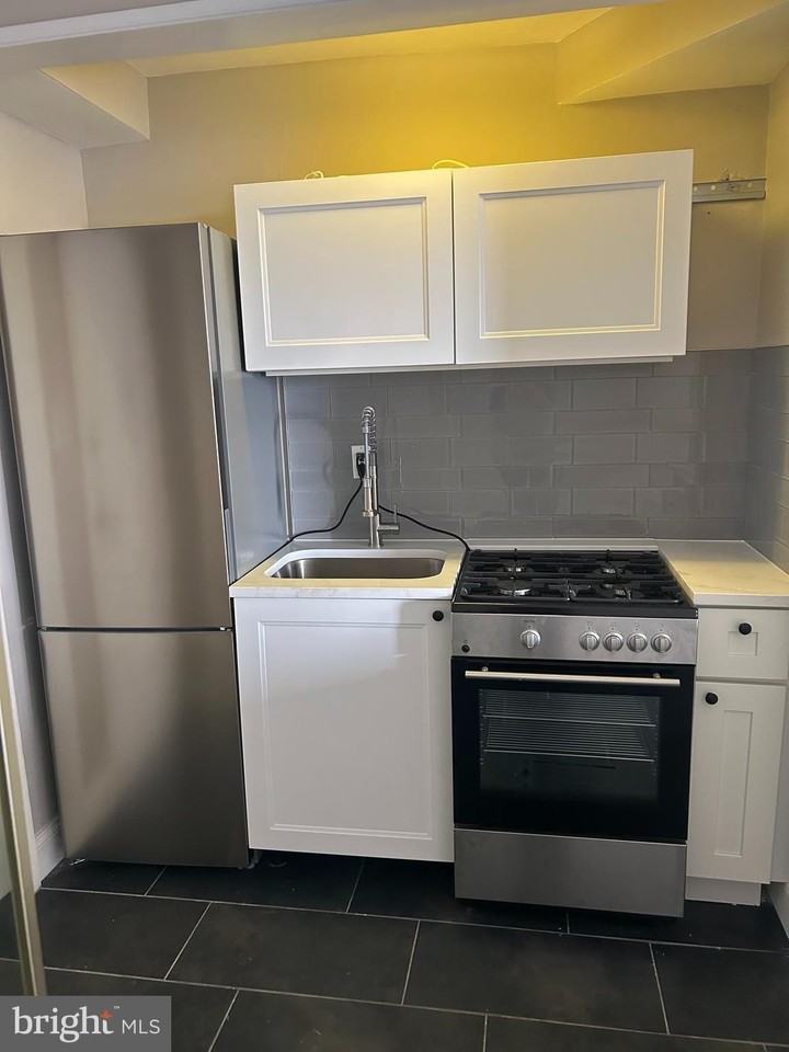 1810 Rittenhouse Square #1609 - Photo 2 of 14