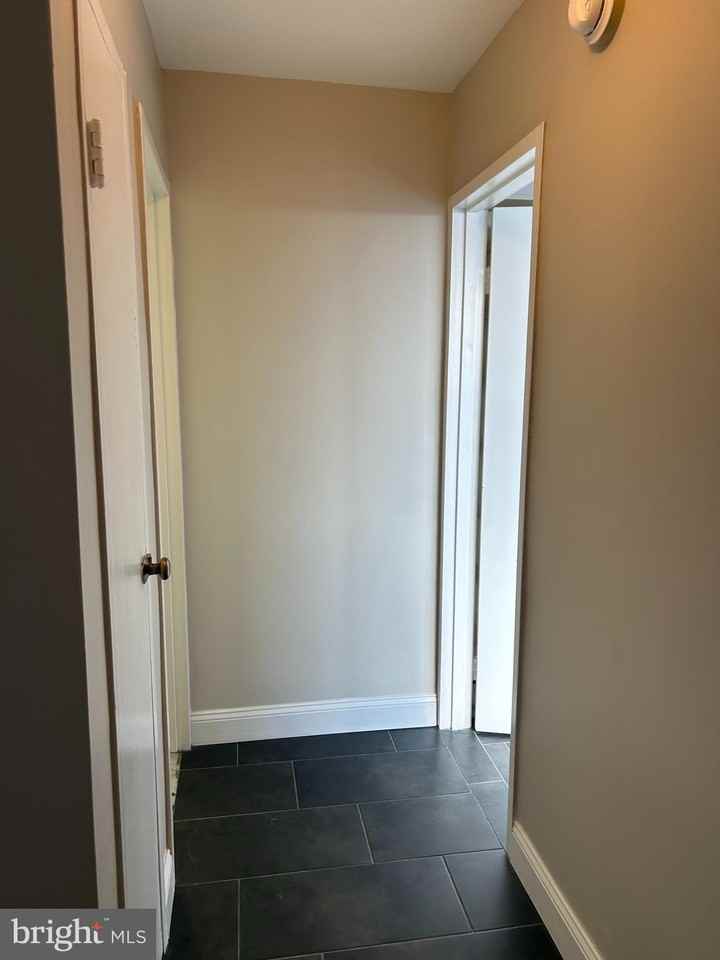 1810 Rittenhouse Square #1609 - Photo 7 of 14