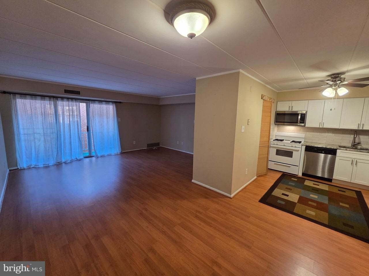 809 Red Lion Road #B34 - Photo 6 of 16