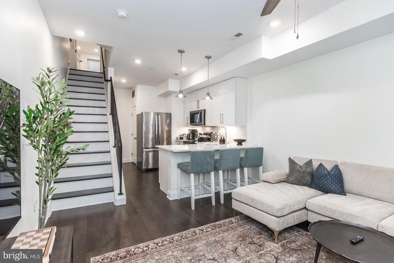 3958 Mount Vernon Street #2 - Photo 5 of 47