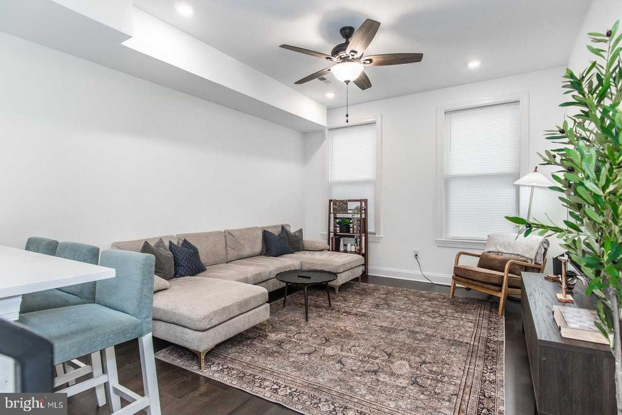 3958 Mount Vernon Street #2 - Photo 6 of 47