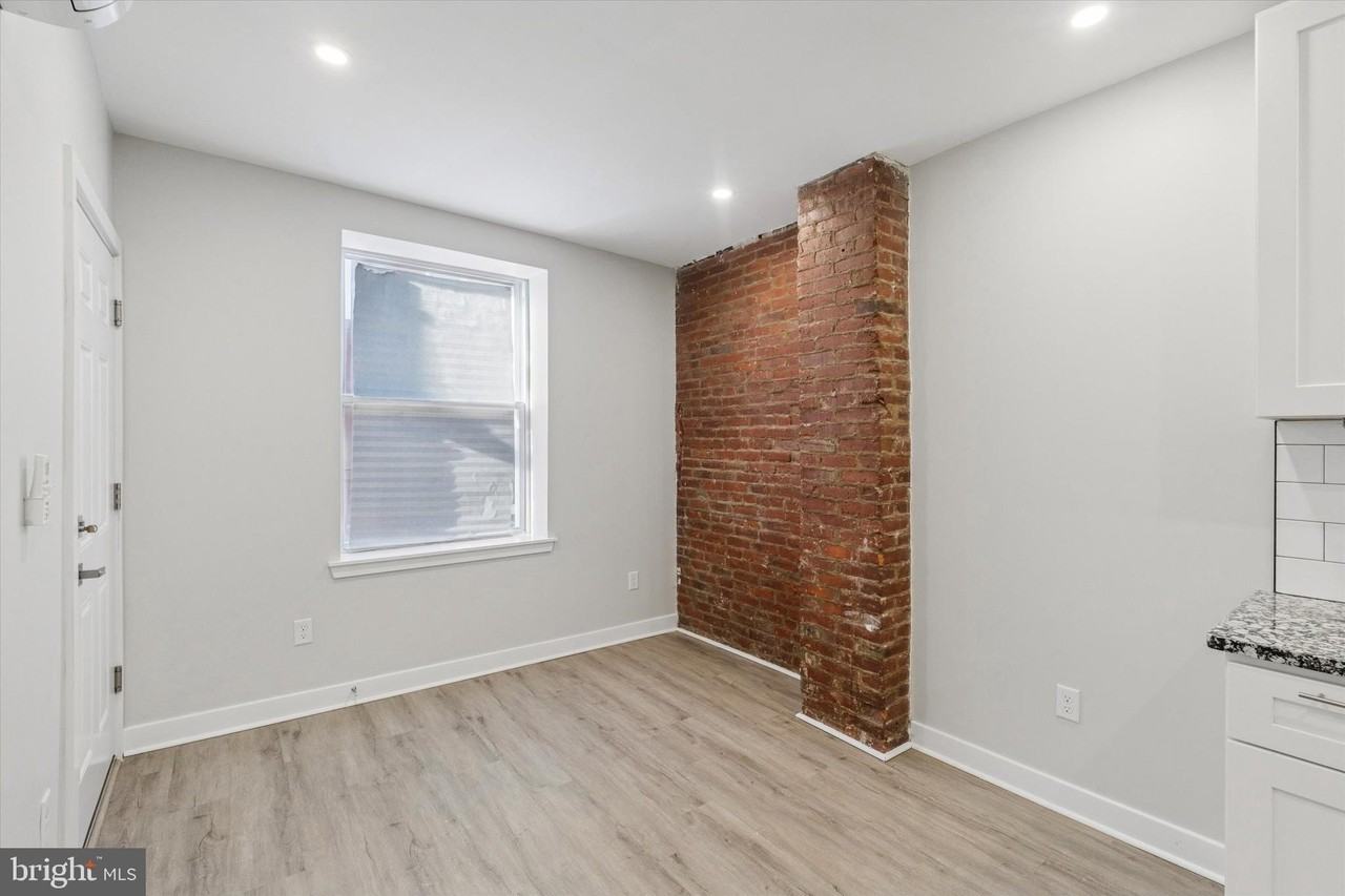 1925 South Bonsall Street - Photo 3 of 15