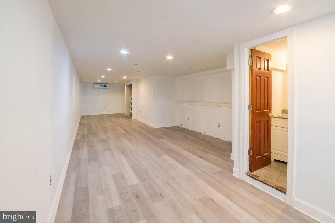 2504 South Broad Street - Photo 7 of 11