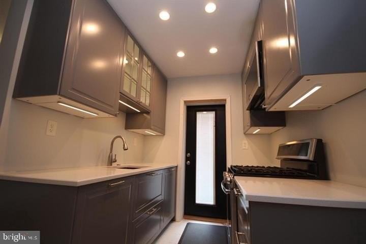 2100 North Brandywine Street - Photo 2 of 27