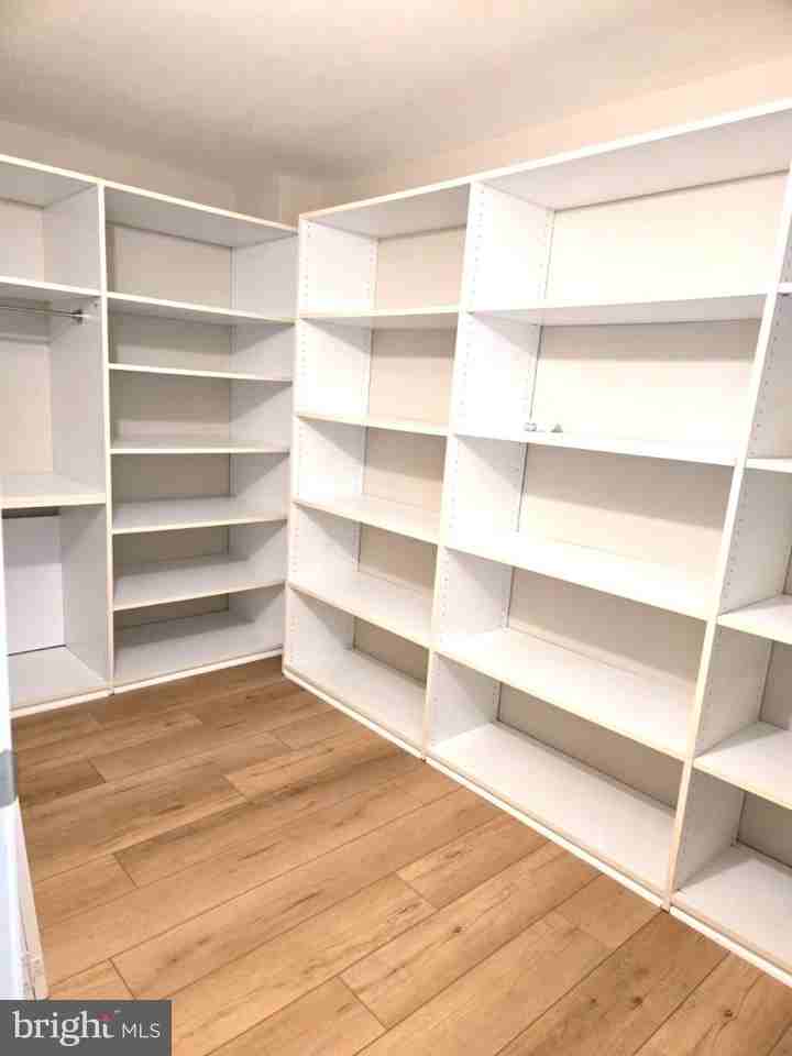 1641 International Dr Unit 418 #418 - Photo 5 of 29