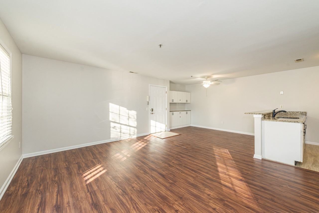 56 Genoble Road - Photo 5 of 20