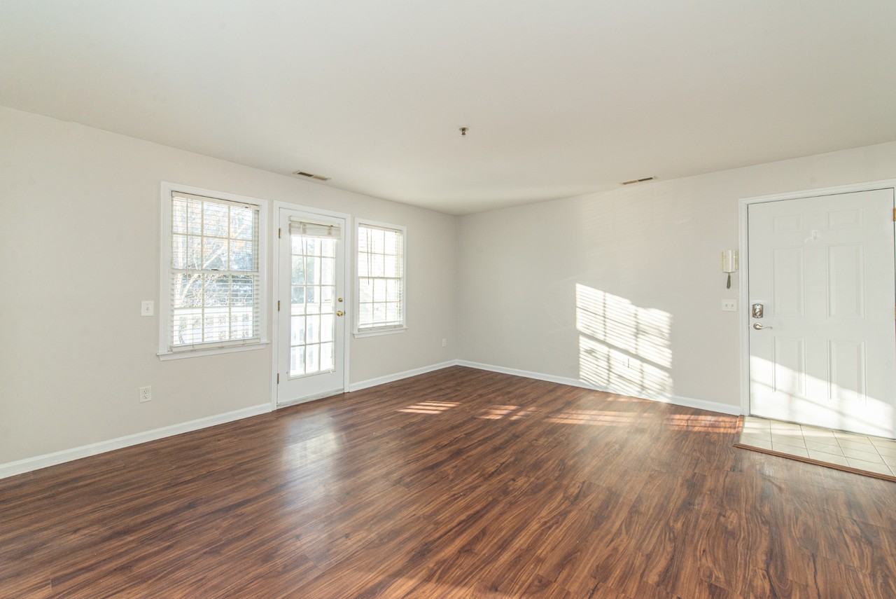 56 Genoble Road - Photo 7 of 20