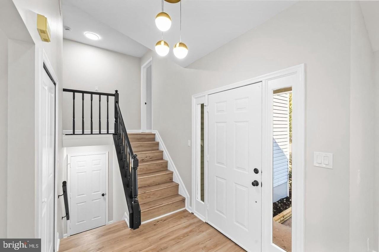 10290 Grant Avenue - Photo 6 of 41