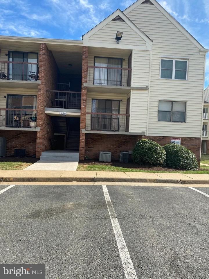 200 Chesterfield Lane #203 - Photo 2 of 27