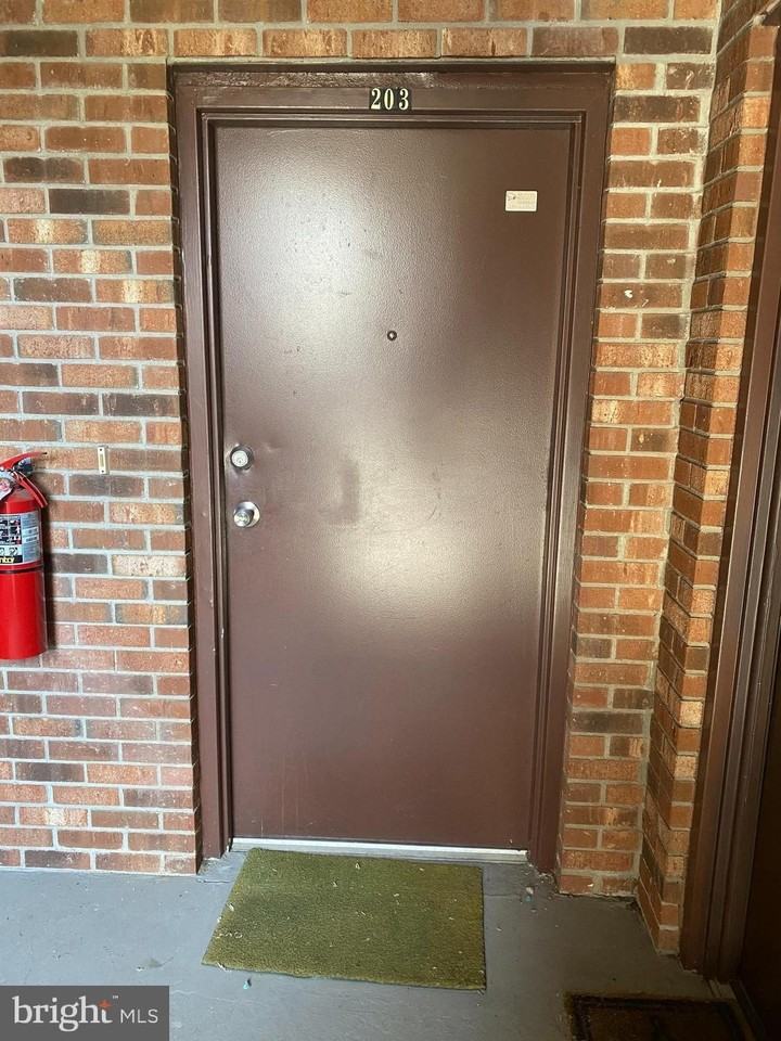 200 Chesterfield Lane #203 - Photo 3 of 27