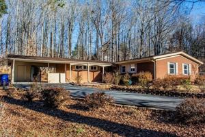 featured image of 1655 Little Creek Circle